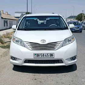 Toyota Sienna 2012