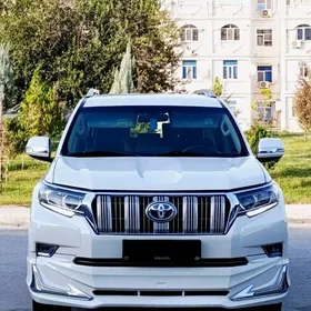 Toyota Land Cruiser Prado 2014
