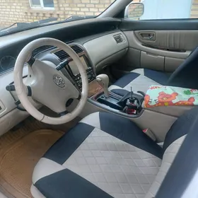 Toyota Avalon 2000