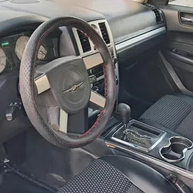 Chrysler 300C 2010