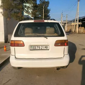 Toyota Sienna 2000
