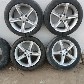 Dicka 17 avat