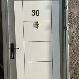 дверь