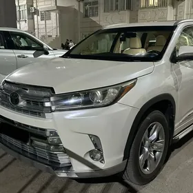 Toyota Highlander 2016