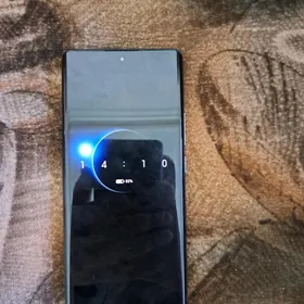 redmi not 14 pro 4 G 256 8 ram