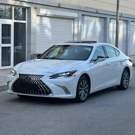 Lexus ES 350 2020