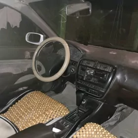 Toyota Carina 1993