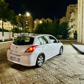 Nissan Versa 2010