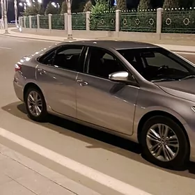 Toyota Camry 2015