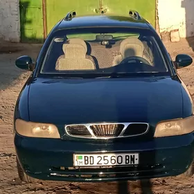 Daewoo Nubira 1998