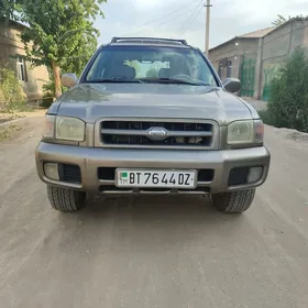 Nissan Pathfinder 2002