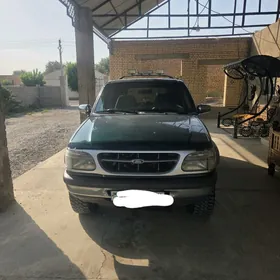 Ford Explorer 1996