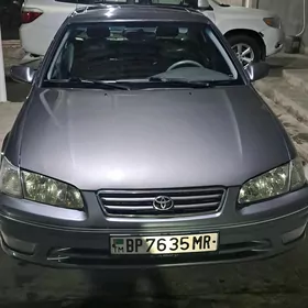 Toyota Camry 1998
