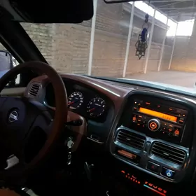 Nissan Navara 2011