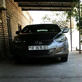 Hyundai Elantra 2011