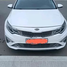 Kia Optima 2020