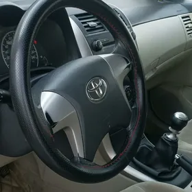 Toyota Corolla 2013