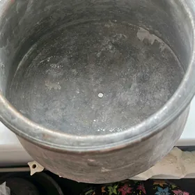 Старинный казан кувшин картина