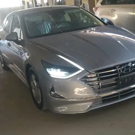 Hyundai Sonata 2021