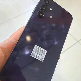 Satlyk telefon