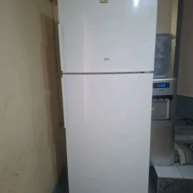 vestel haladilnik