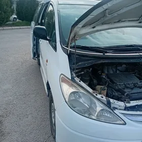 Toyota Previa 2001