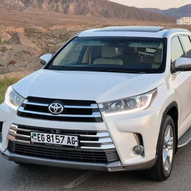 Toyota Highlander 2016