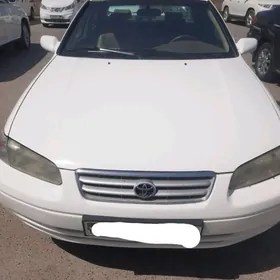 Toyota Camry 1998