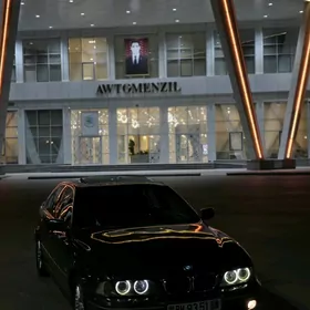 BMW E39 2002