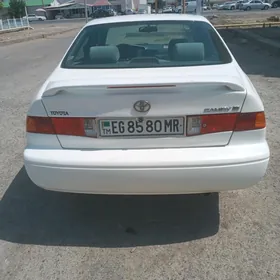 Toyota Camry 1999