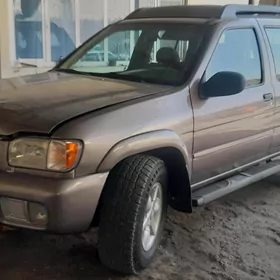 Nissan Pathfinder 2002