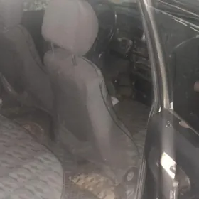 Lada 2115 2001