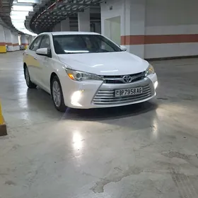 Toyota Camry 2016