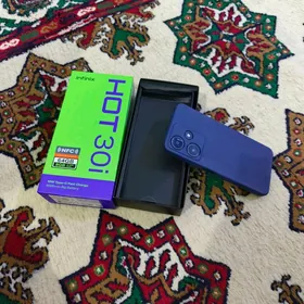 INFINIX HOT 30 Í