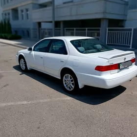 Toyota Camry 2000