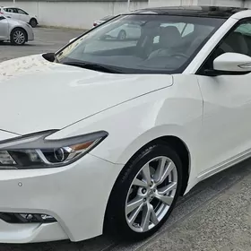 Nissan Maxima 2018