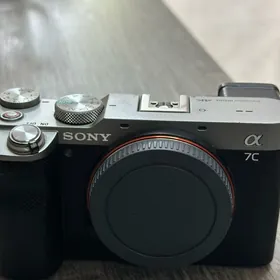Sony A7C