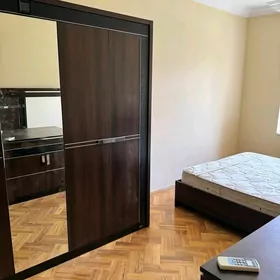 MIR 2 4 KOMNAT 3 ETAŽ