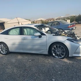 Toyota Avalon 2020
