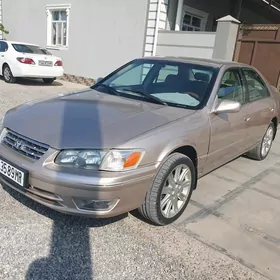 Toyota Camry 1999