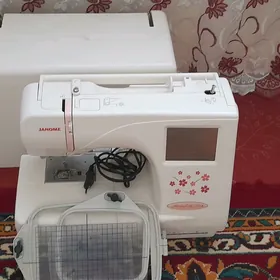 Janome 370E