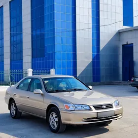 Toyota Camry 2000