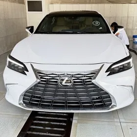 Lexus ES 350 2020