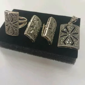 Серебряный комплект