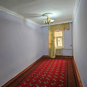 Kemine 1etaj 1komnat wysoki