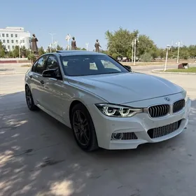 BMW 330 2018