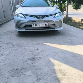Toyota Camry 2020