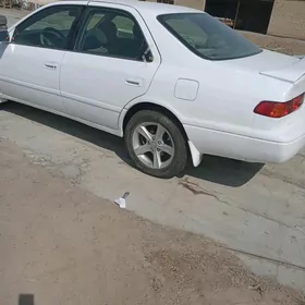 Toyota Camry 1997