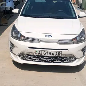 Kia Rio 2021