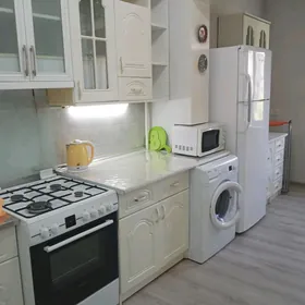 Сдам 2ком 3эт Центр Мир4 Мира